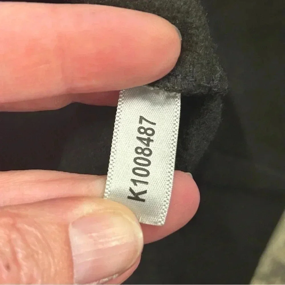 TOMMY INNIT Black Pullover‎ Hoodie No Tag Small/Medium Preowned